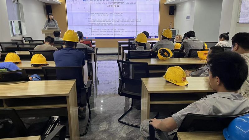 考叉车证流程：职场人士必备技能的获取之路