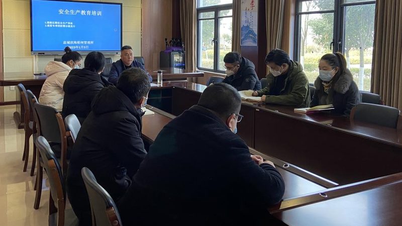 上海教师资格证试讲技巧：如何提升你的教学魅力**